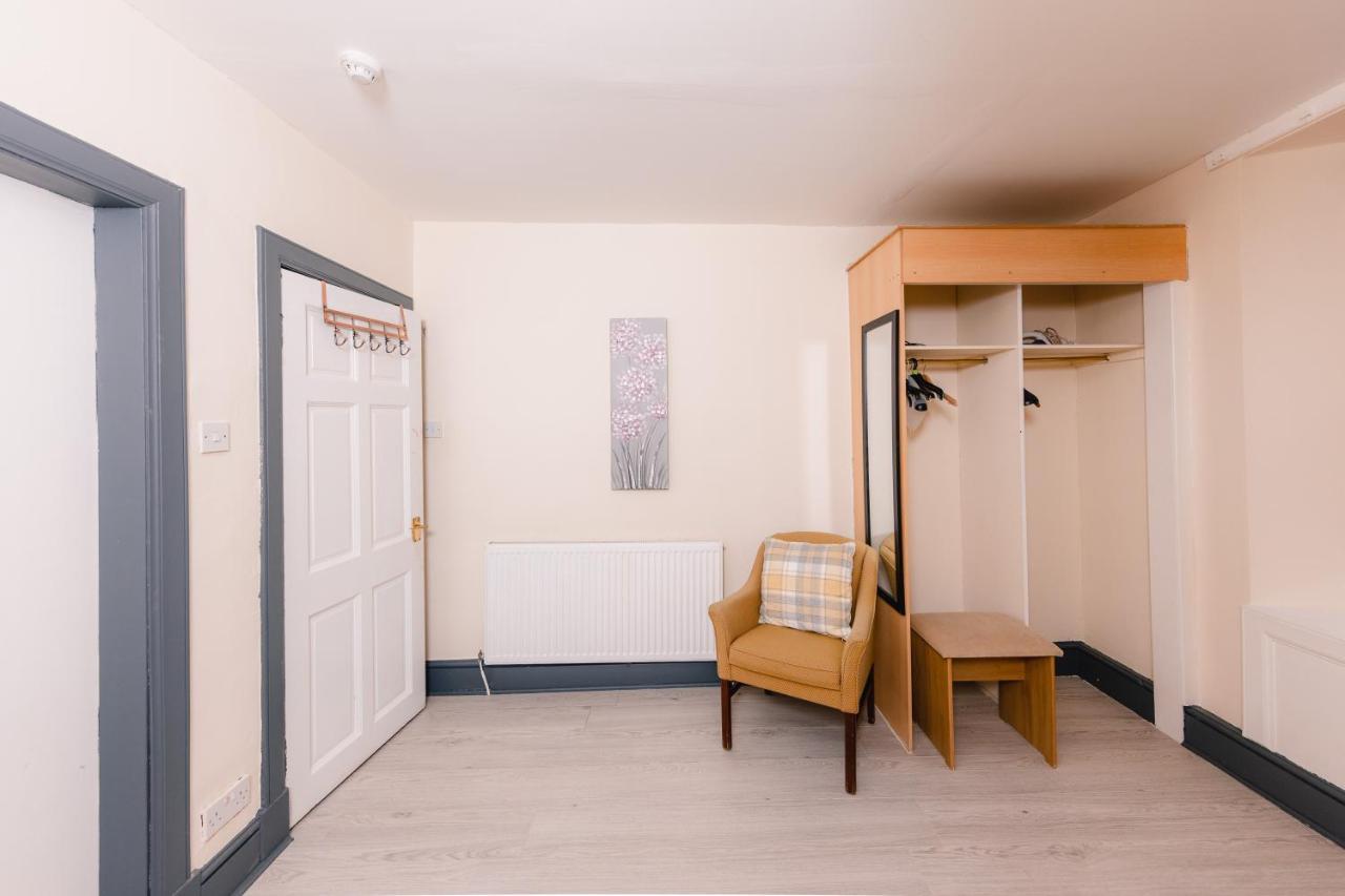 Old Town Central Apartments By The Castle Edinburgh Ngoại thất bức ảnh