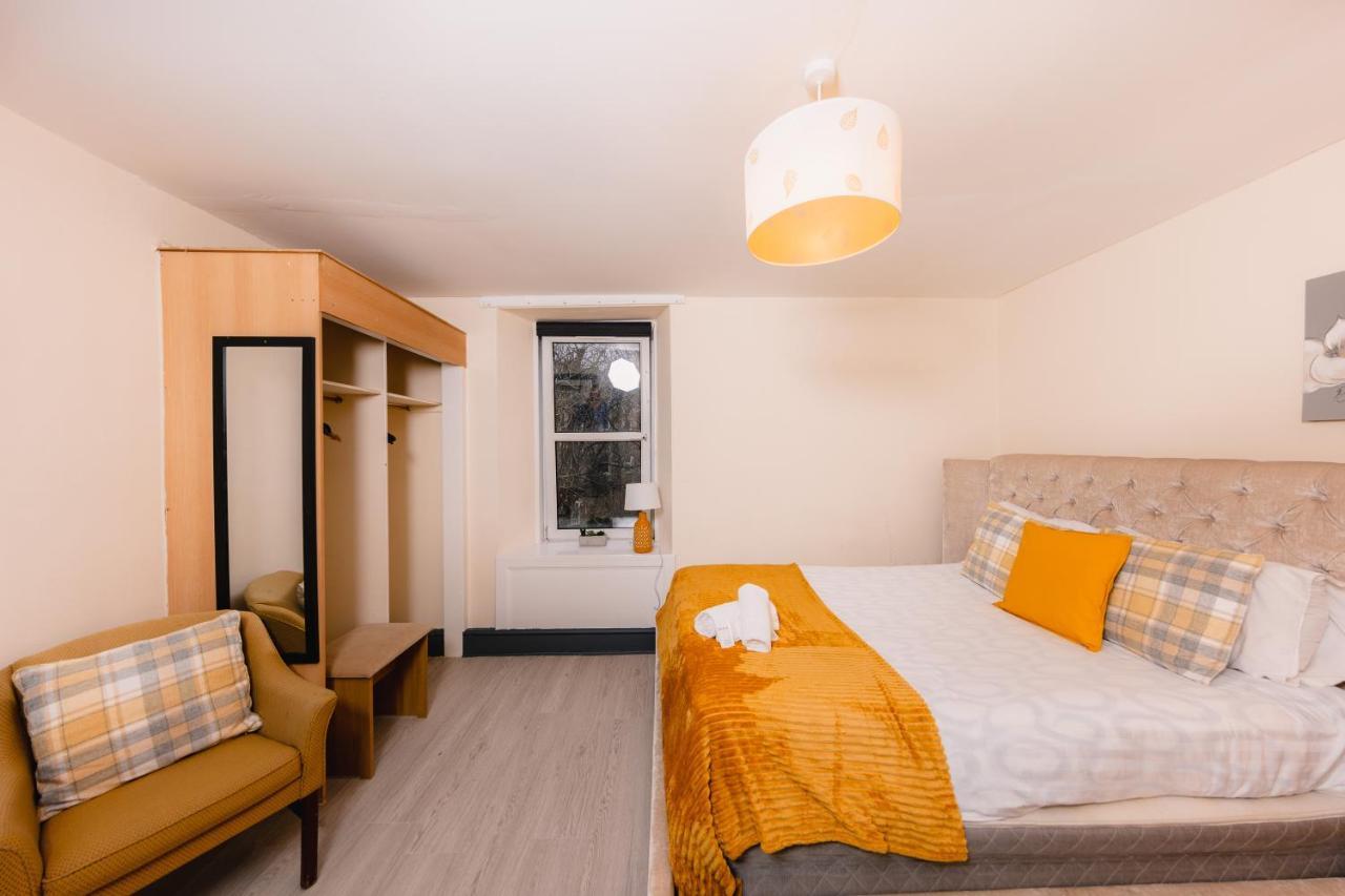 Old Town Central Apartments By The Castle Edinburgh Ngoại thất bức ảnh